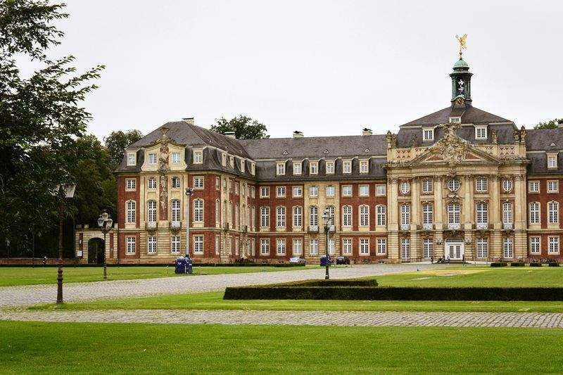 学び舎未来アカデミー 10